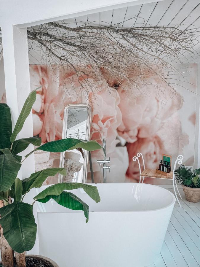 Suite Con Jacuzzi Canyelles  Eksteriør billede